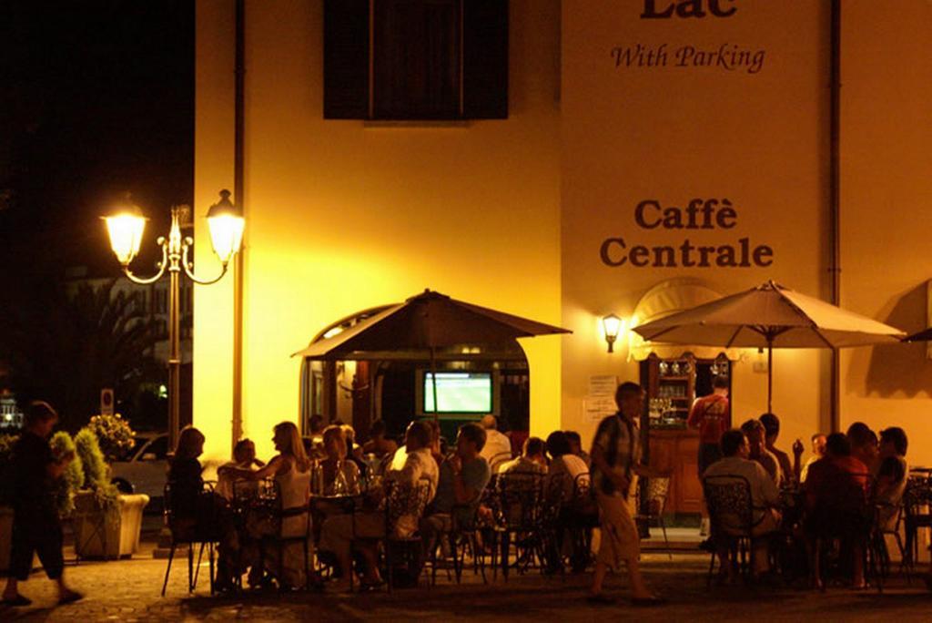 Menaggio Fronte Lago Exterior foto